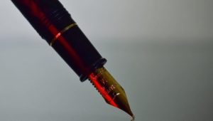 “5 Key Advantages of Selecting an Engraved Pen”