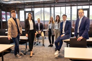 The Function of Finance Leaders in Boosting Business Income Expansion